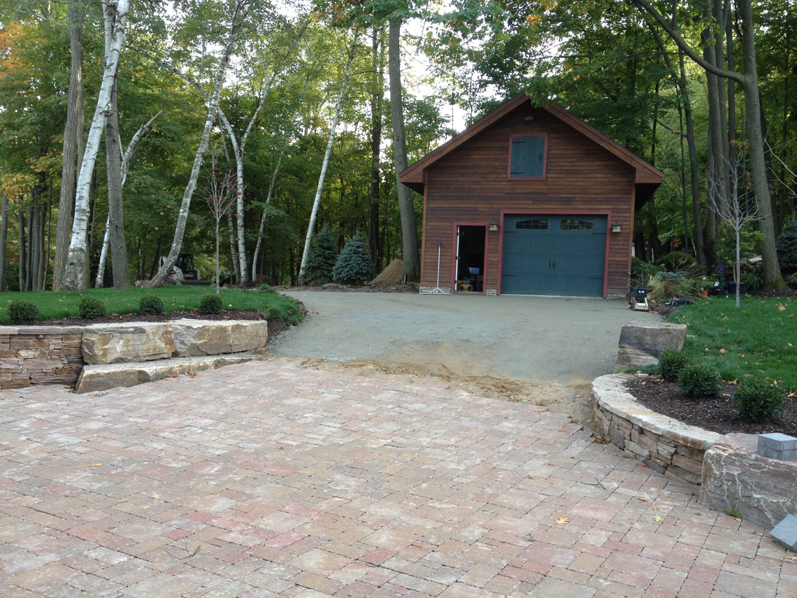 Driveway pavers and Stackstone Walls 3